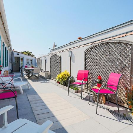 Charmante Maison Pour 10 Personnes Ле-Буа-Плаж-ан-Ре Экстерьер фото