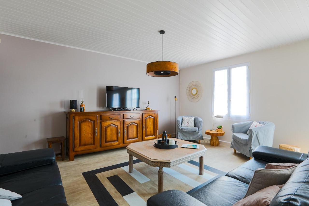 Charmante Maison Pour 10 Personnes Ле-Буа-Плаж-ан-Ре Экстерьер фото